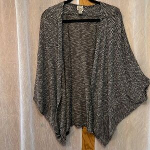 3/$20 como vintage  large sweater